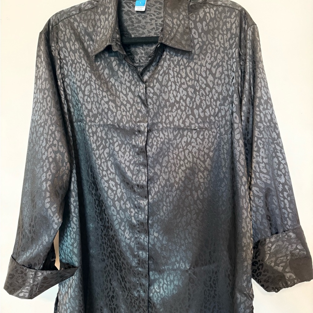 Old Navy Black Animal Print Top